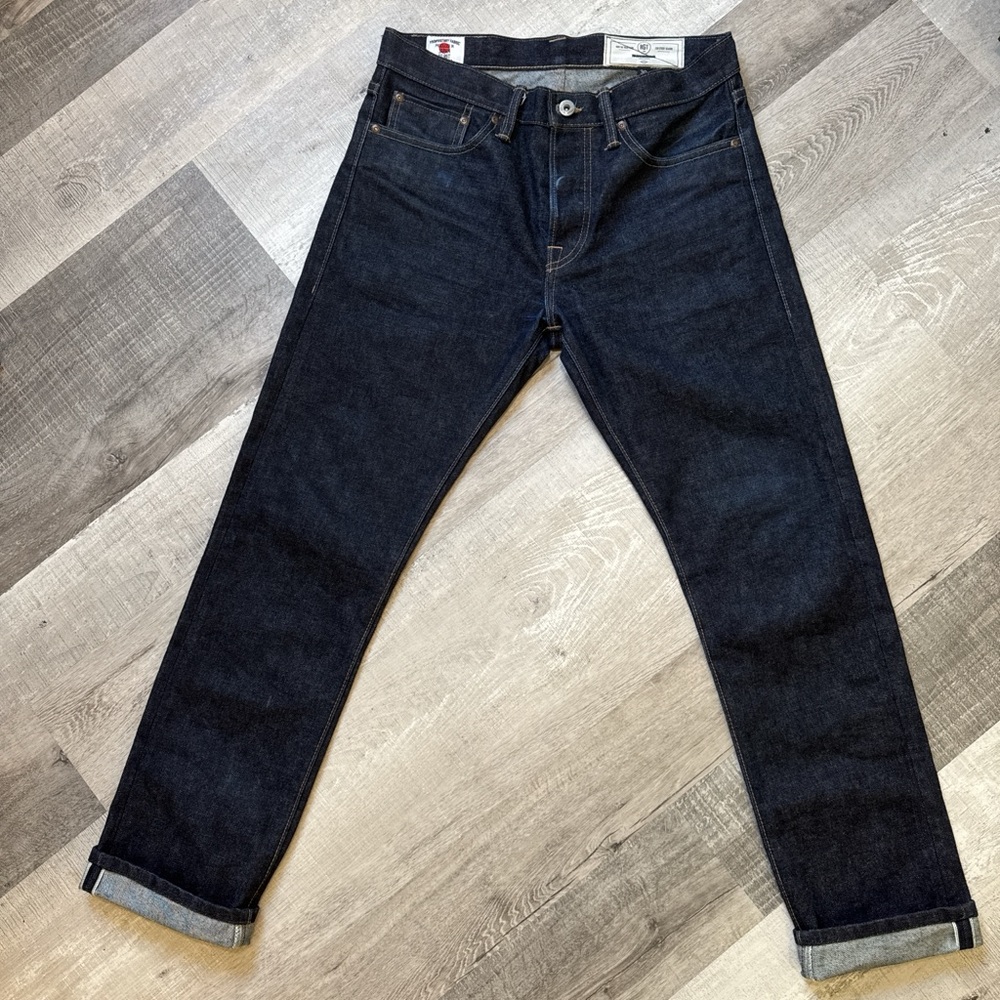 Rogue Territory Stanton Slim Straight Selvedge Jeans Size 30 x 30